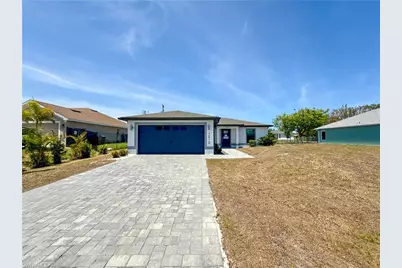 3010 NE 6th Pl, Cape Coral, FL 33909 - Photo 17