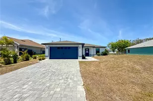 3010 NE 6th Pl, Cape Coral, FL 33909 - Photo 17