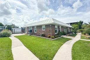 2846 Arbutus St, Naples, FL 34112 - Photo 23