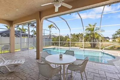 2111 SW 51st St, Cape Coral, FL 33914 - Photo 13