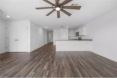8043 Mangrove Cir, Labelle, FL 33935 - Photo 9