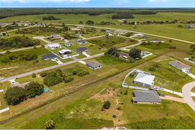 8043 Mangrove Cir, Labelle, FL 33935 - Photo 33