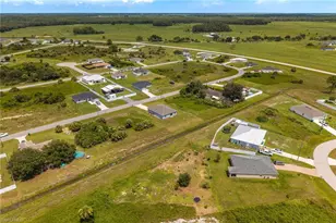 8043 Mangrove Cir, Labelle, FL 33935 - Photo 33