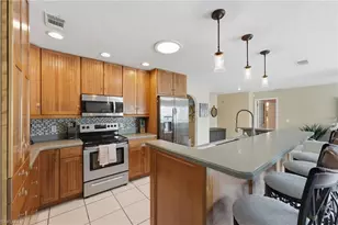 902 El Dorado Pkwy E, Cape Coral, FL 33904 - Photo 11