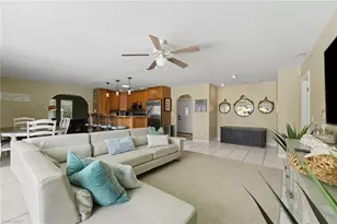 902 El Dorado Pkwy E, Cape Coral, FL 33904 - Photo 7