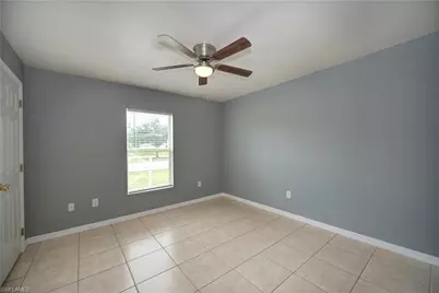 4402 Douglas Ln, Lehigh Acres, FL 33973 - Photo 9