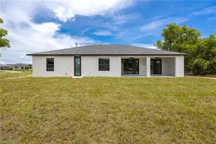 608 NW 3rd Ln, Cape Coral, FL 33993 - Photo 29