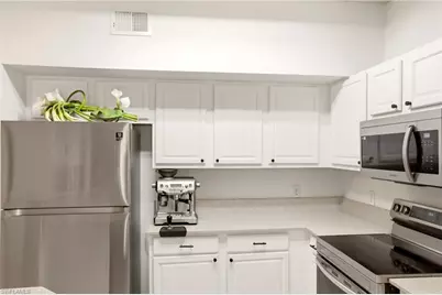 15590 Ocean Walk Cir #313, Fort Myers, FL 33908 - Photo 5