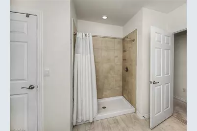 152 SE 27th Ter, Cape Coral, FL 33904 - Photo 17
