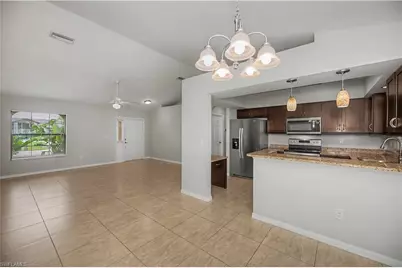 20 NE 20th Ave, Cape Coral, FL 33909 - Photo 11