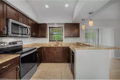20 NE 20th Ave, Cape Coral, FL 33909 - Photo 13