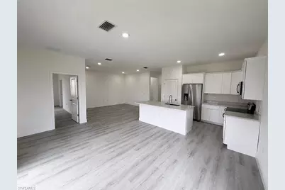 1042 Monday St, Labelle, FL 33935 - Photo 5