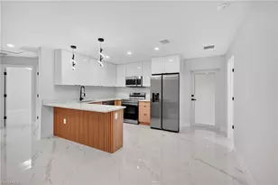 851 Calumet St E, Lehigh Acres, FL 33974 - Photo 9