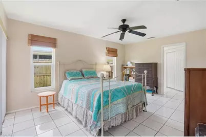 3809 SE 10th Ave, Cape Coral, FL 33904 - Photo 19
