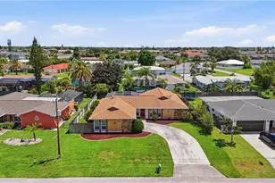3809 SE 10th Ave, Cape Coral, FL 33904 - Photo 3