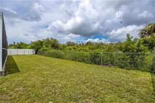 1103 SW 18th Ave, Cape Coral, FL 33991 - Photo 37