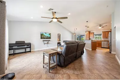 1103 SW 18th Ave, Cape Coral, FL 33991 - Photo 7