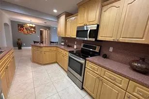 1412 Kimdale St E, Lehigh Acres, FL 33936 - Photo 5