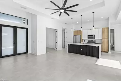 707 NW 7th Pl, Cape Coral, FL 33993 - Photo 7
