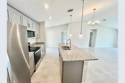 2538 NW 24th Pl, Cape Coral, FL 33993 - Photo 5