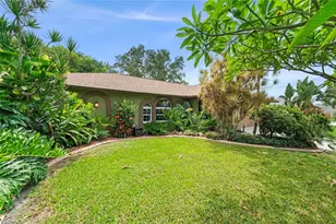 519 NW 26th Pl, Cape Coral, FL 33993 - Photo 3