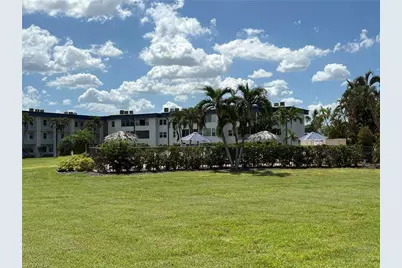 1740 Pine Valley Dr #115, Fort Myers, FL 33907 - Photo 7