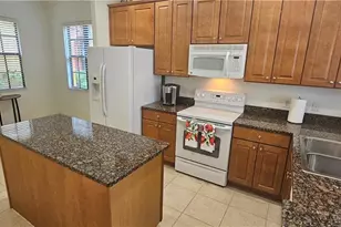 9153 Chula Vista St, Naples, FL 34113 - Photo 5