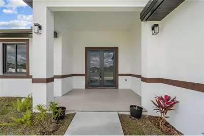8033 Oakleaf Cir, Labelle, FL 33935 - Photo 3