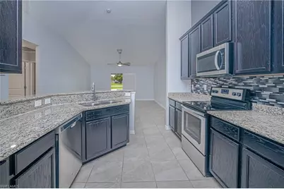 1528 NW 29th Pl, Cape Coral, FL 33993 - Photo 19