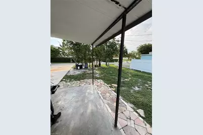 26646 Token Ct, Bonita Springs, FL 34135 - Photo 7