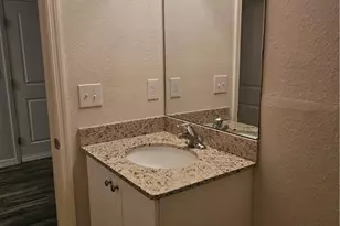 901 NW 15th Pl, Cape Coral, FL 33993 - Photo 5