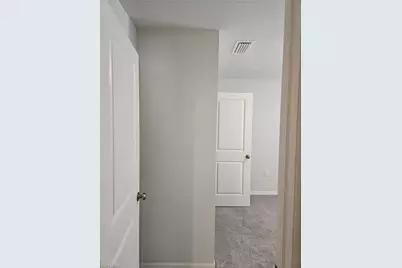 901 NW 15th Pl, Cape Coral, FL 33993 - Photo 11