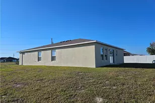 901 NW 15th Pl, Cape Coral, FL 33993 - Photo 33