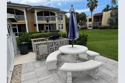 12481 McGregor Blvd #1, Fort Myers, FL 33919 - Photo 3