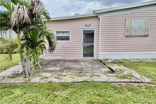 206 Brandywine Ln, North Fort Myers, FL 33917 - Photo 19