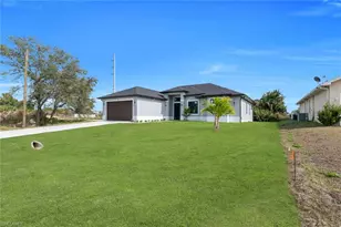 53 Susan Ave S, Lehigh Acres, FL 33976 - Photo 3