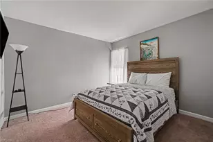 5625 Trailwinds Dr, Fort Myers, FL 33907 - Photo 13