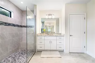 2132 SW 28th Ln, Cape Coral, FL 33914 - Photo 25