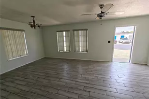 26 Temple Ct, Lehigh Acres, FL 33936 - Photo 3