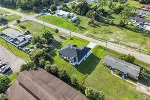 2204 E 7th St, Lehigh Acres, FL 33936 - Photo 5