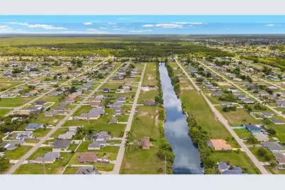 1732 NW 10th Pl, Cape Coral, FL 33993 - Photo 3