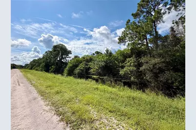 857 Pine Cone Ave, Clewiston, FL 33440 - Photo 3