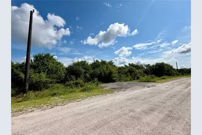 857 Pine Cone Ave, Clewiston, FL 33440 - Photo 1