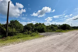 857 Pine Cone Ave, Clewiston, FL 33440 - Photo 1