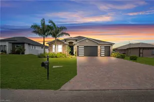 838 NW 2nd St, Cape Coral, FL 33993 - Photo 3