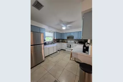 613 SE 46th Ter #A-B, Cape Coral, FL 33904 - Photo 9