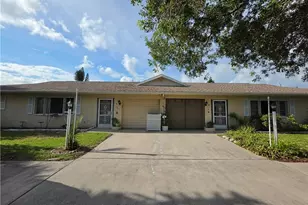 613 SE 46th Ter, Cape Coral, FL 33904 - Photo 1