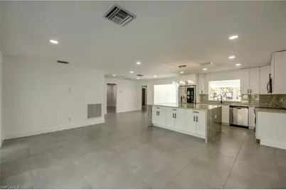 4312 S Pacific Cir, North Fort Myers, FL 33903 - Photo 11