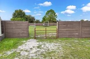 375 N Estribo St, Clewiston, FL 33440 - Photo 47
