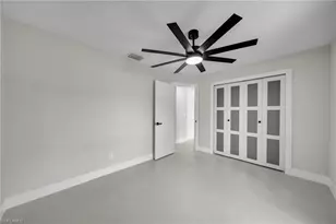 315 SE 7th Pl, Cape Coral, FL 33990 - Photo 19